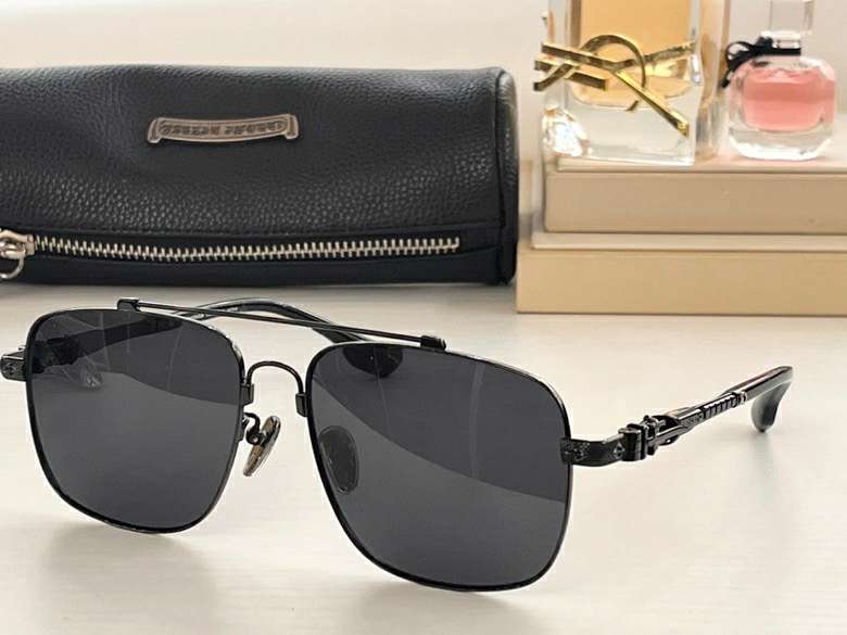 Picture of Chrome Hearts Sunglasses _SKUfw43215276fw